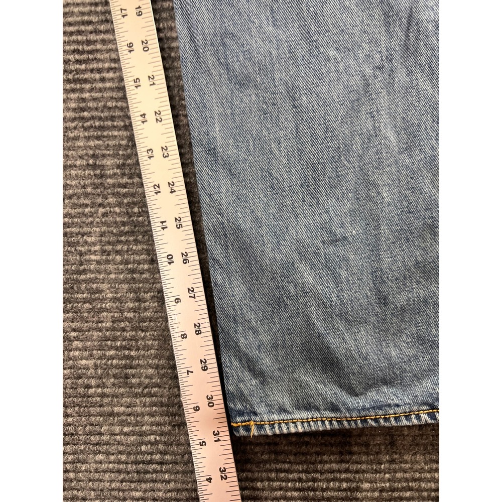 Levi's 501 Original Fit Jeans Mens 36x34 Light Wash Button - Picture 5 of 12